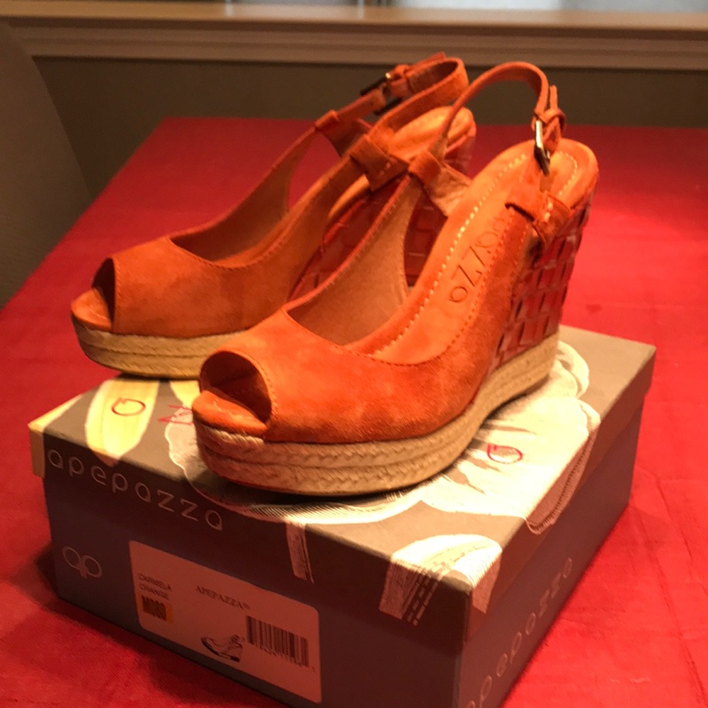 APEPAZZA Carmela Wedge in Orange - Size 8
